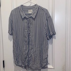 American eagle button up top